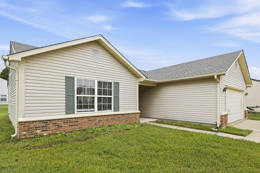 6036 Riversport Ct - Photo 2 of 16