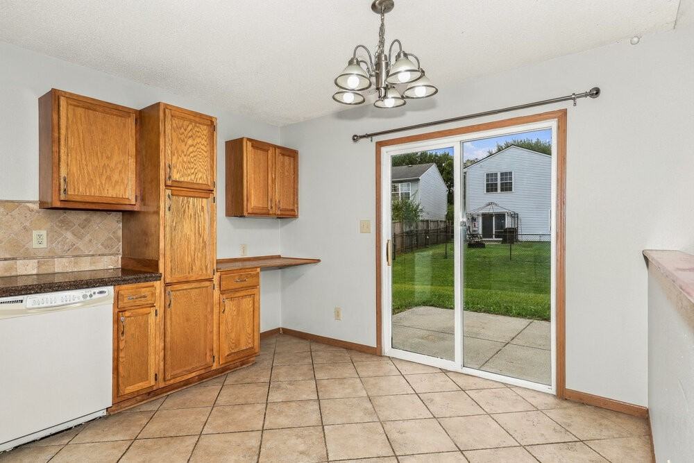 6036 Riversport Ct - Photo 7 of 16