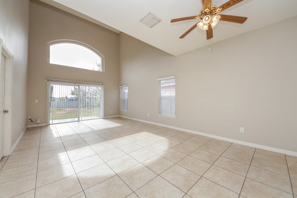 1160 Timberbend Cir - Photo 2 of 15