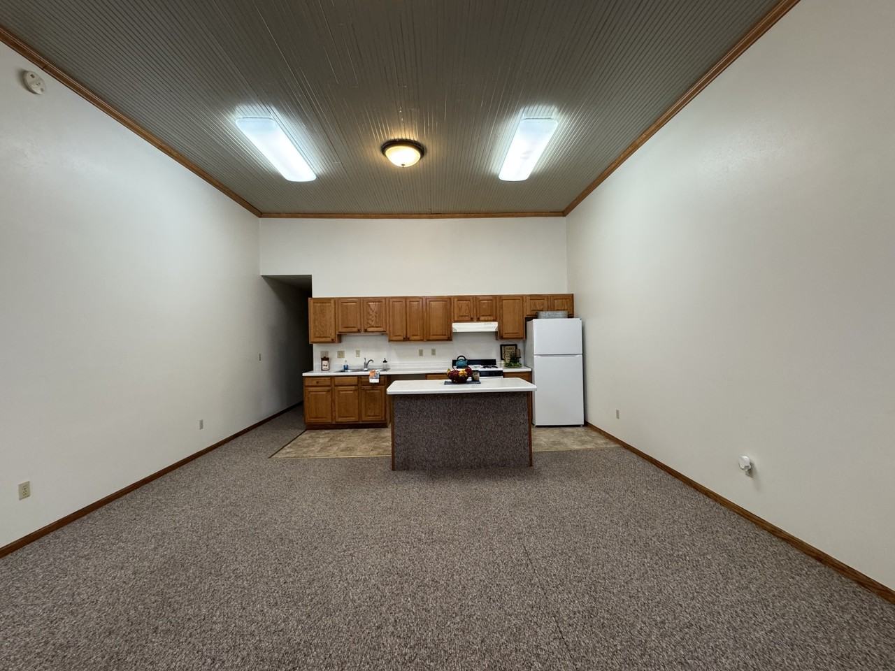140 N. Railroad Ainsworth #1 - Photo 4 of 12