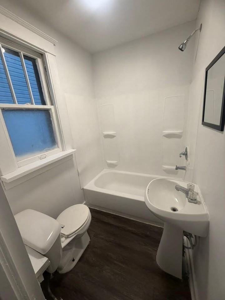 8762 Lowell St - Photo 3 of 10