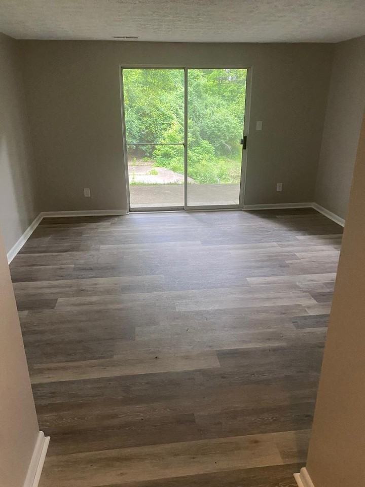 Jandaracres Dr. - Photo 3 of 5