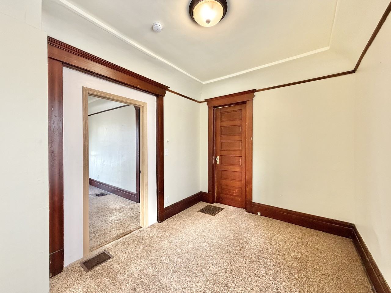 551 S Main St #1 - Photo 6 of 13