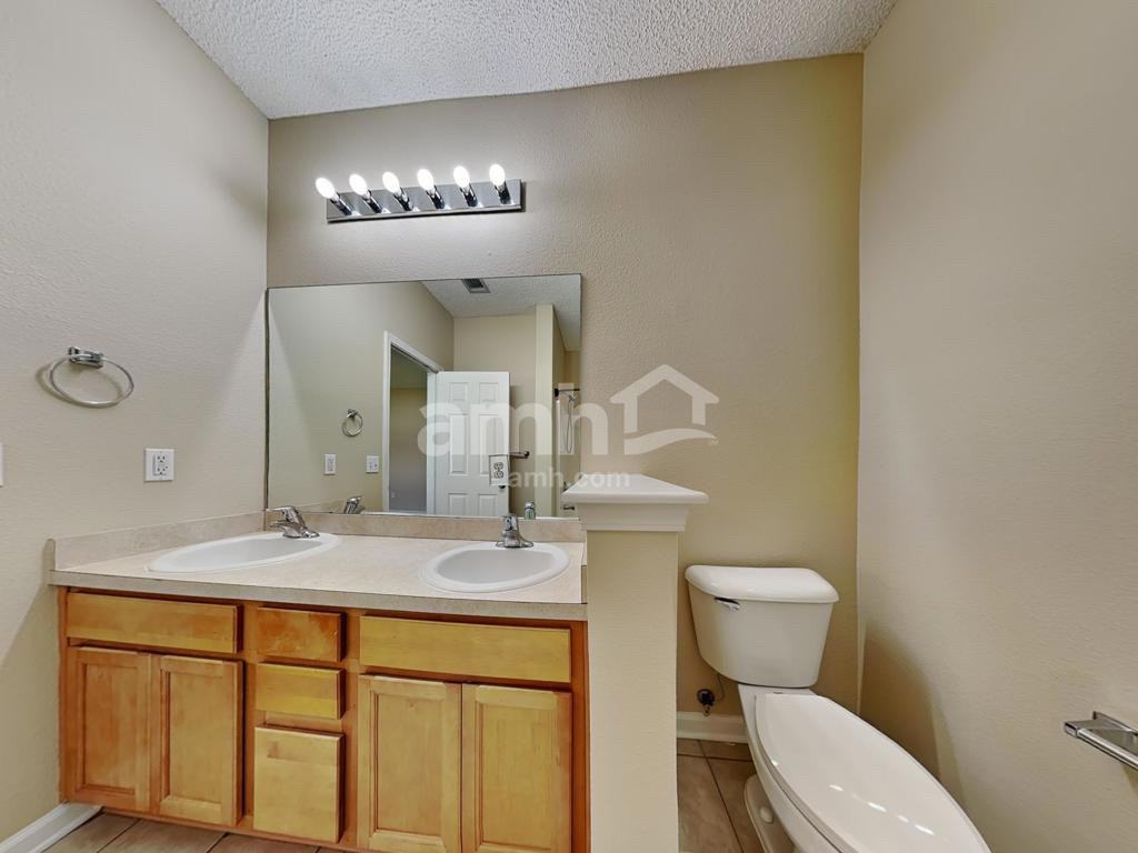 43 Park Row - Photo 5 of 19