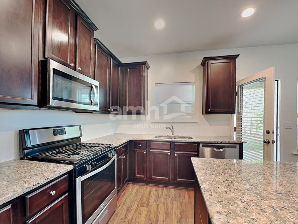 43 Park Row - Photo 2 of 19