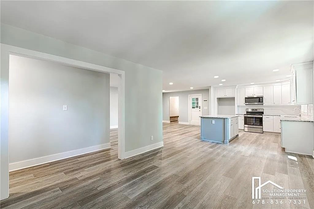 3979 Potomac Dr Nw - Photo 5 of 25
