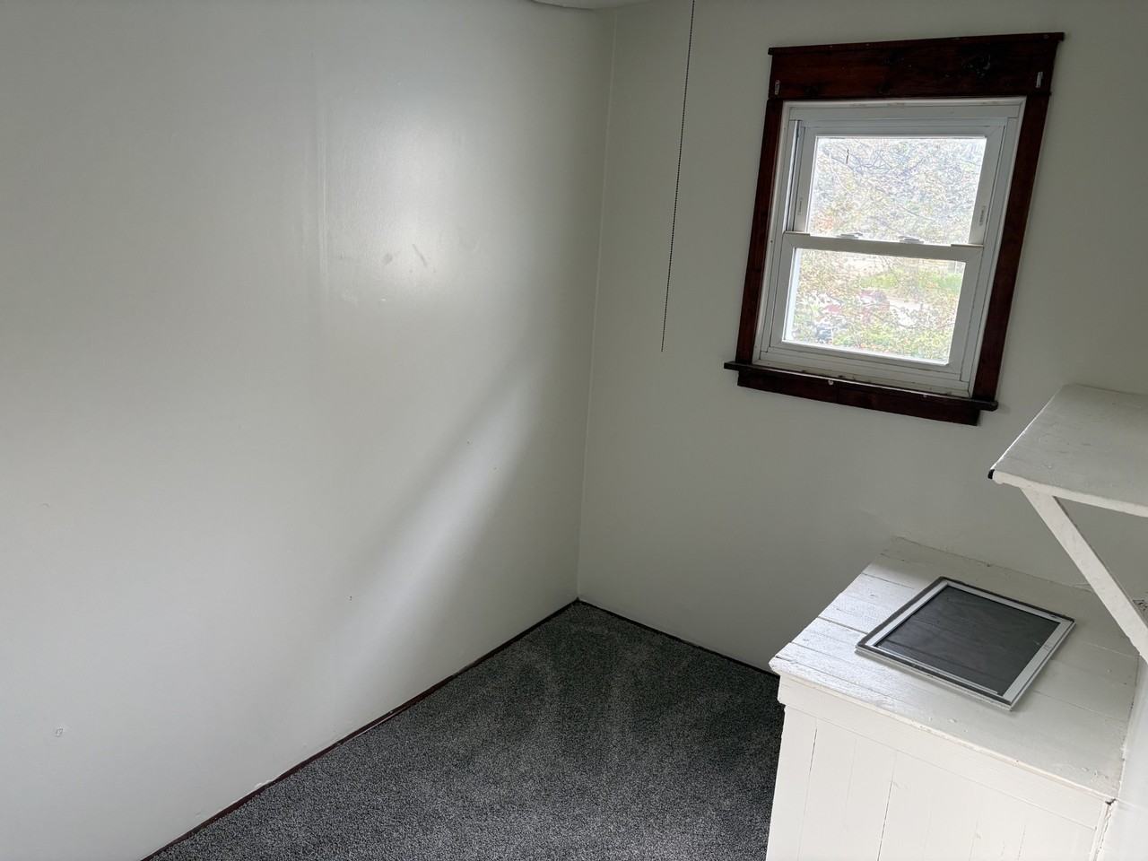 819 W 23rd St #2 - Photo 7 of 9