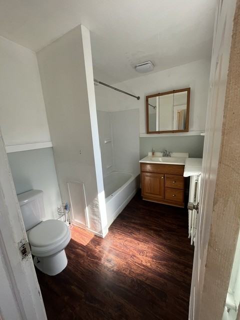 189 Augustine St #UP - Photo 4 of 6