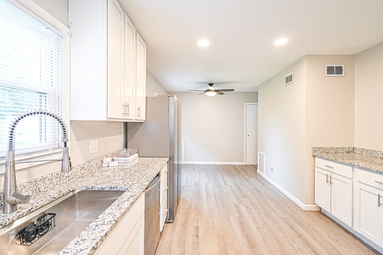 2530 Bellfield St #1 - Photo 7 of 40