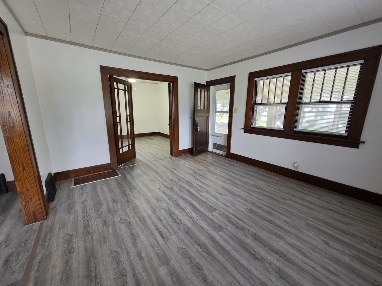 221 Pearl St #1 - Photo 3 of 17