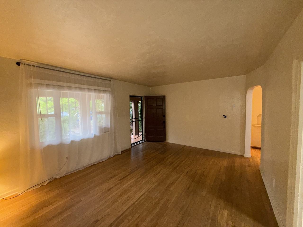 2717 Mcearl Ave Se #1 - Photo 6 of 31