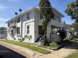 featured image of 869 Division St #869