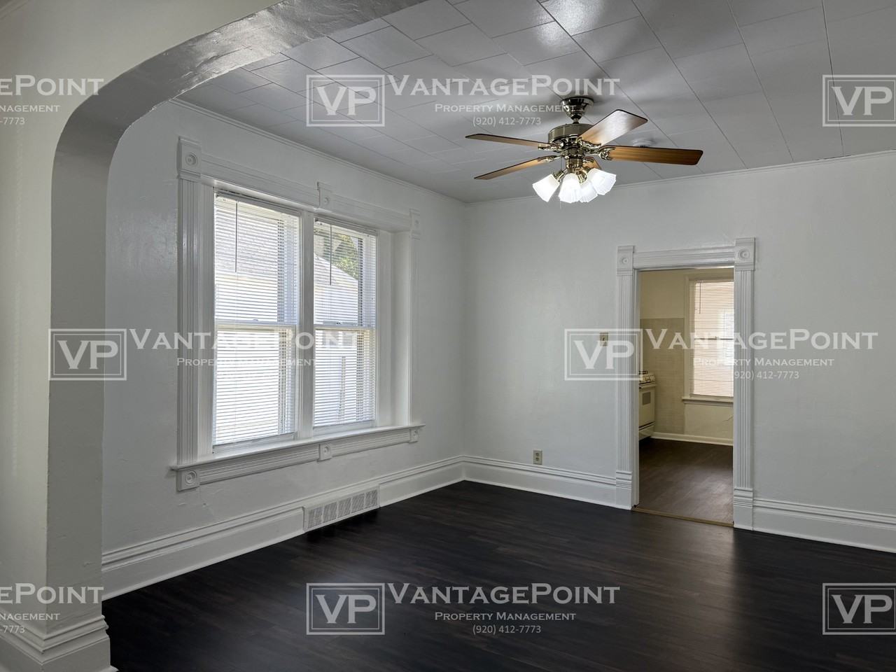 869 Division St #869 - Photo 7 of 19
