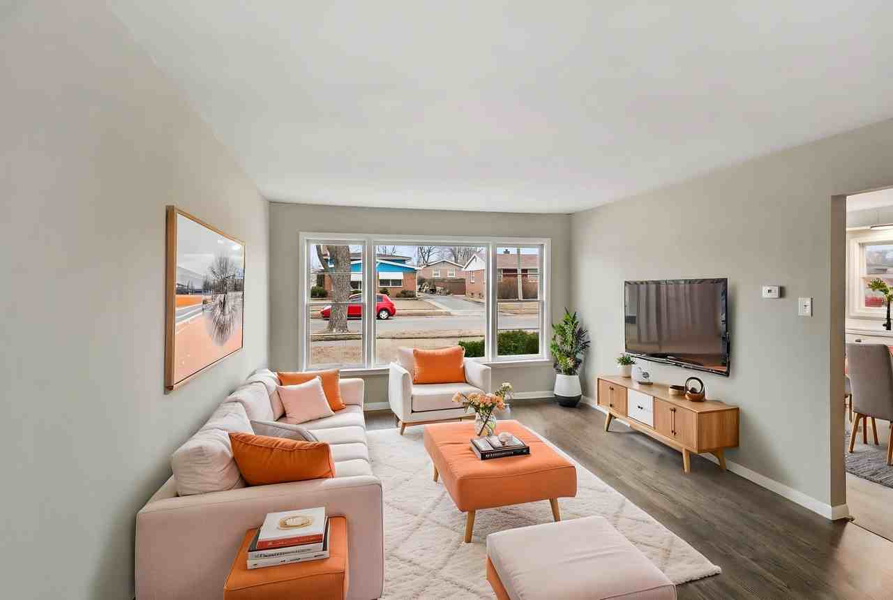 172 Strieff Ave #1 - Photo 7 of 25
