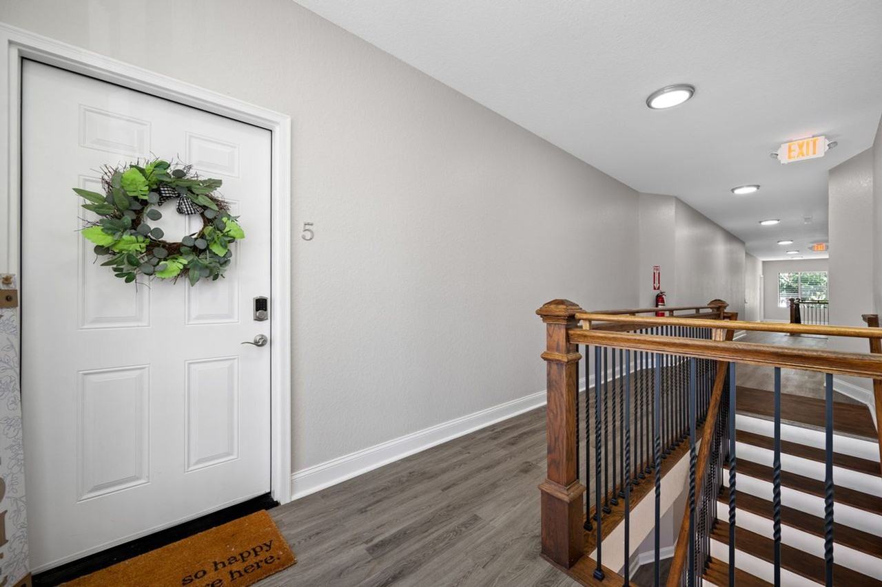 Charming Renovated 1BR/1BA located Steps Away from Bayshore Blvd. - Photo 7 of 7
