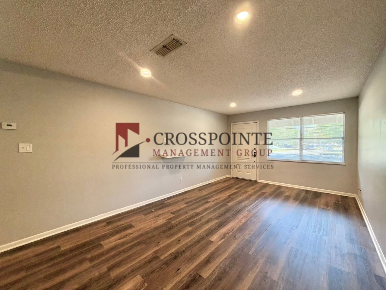2741 Amy Ln - Photo 3 of 32