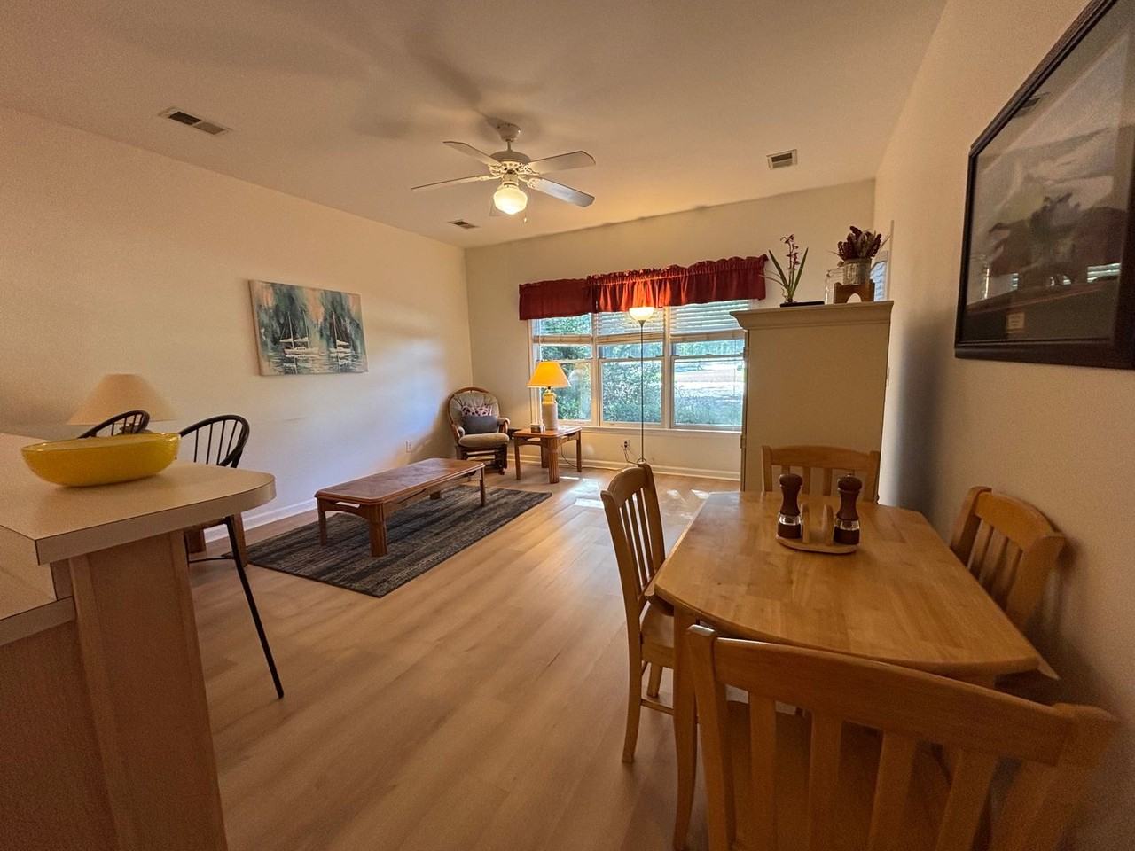 234 Kings Trl - Photo 7 of 18