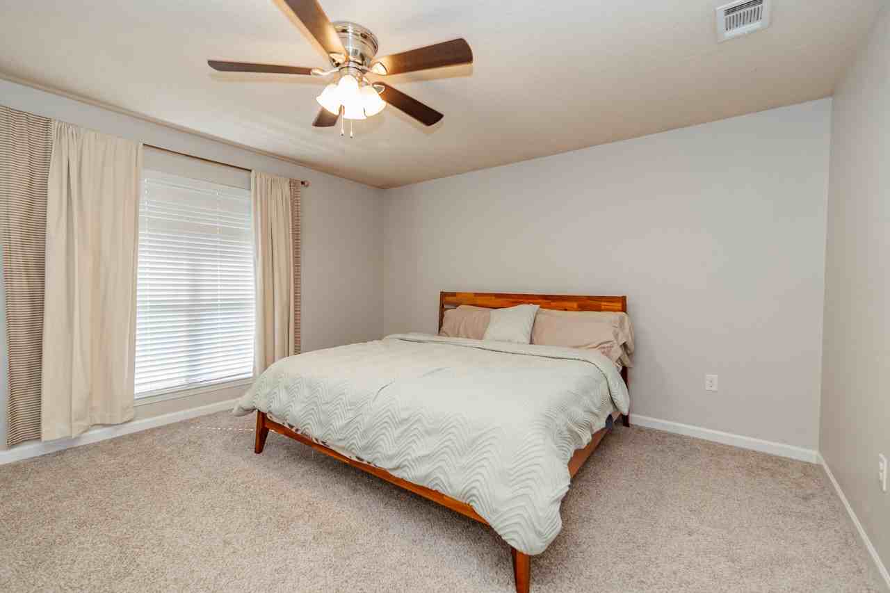 5280 Moore Loop #1 - Photo 3 of 29