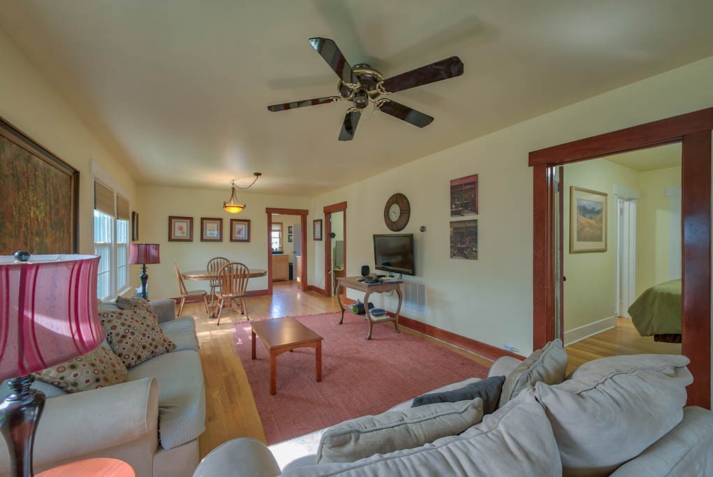 517 2nd Ave N #1 - Photo 3 of 13
