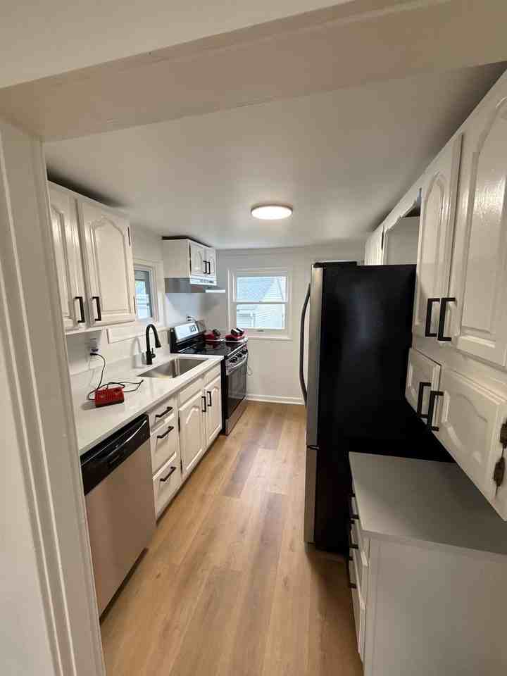 4119 Farnham Ave #1 - Photo 4 of 33