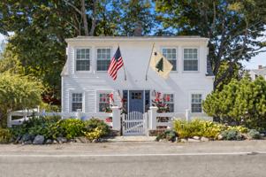 featured image of 240 Shore Rd #1