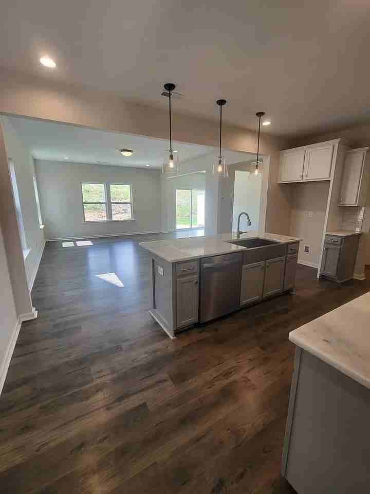 15 Willow Green Dr #1 - Photo 6 of 18