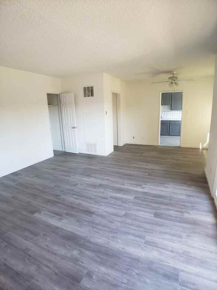 SEPULVEDA - Photo 6 of 38
