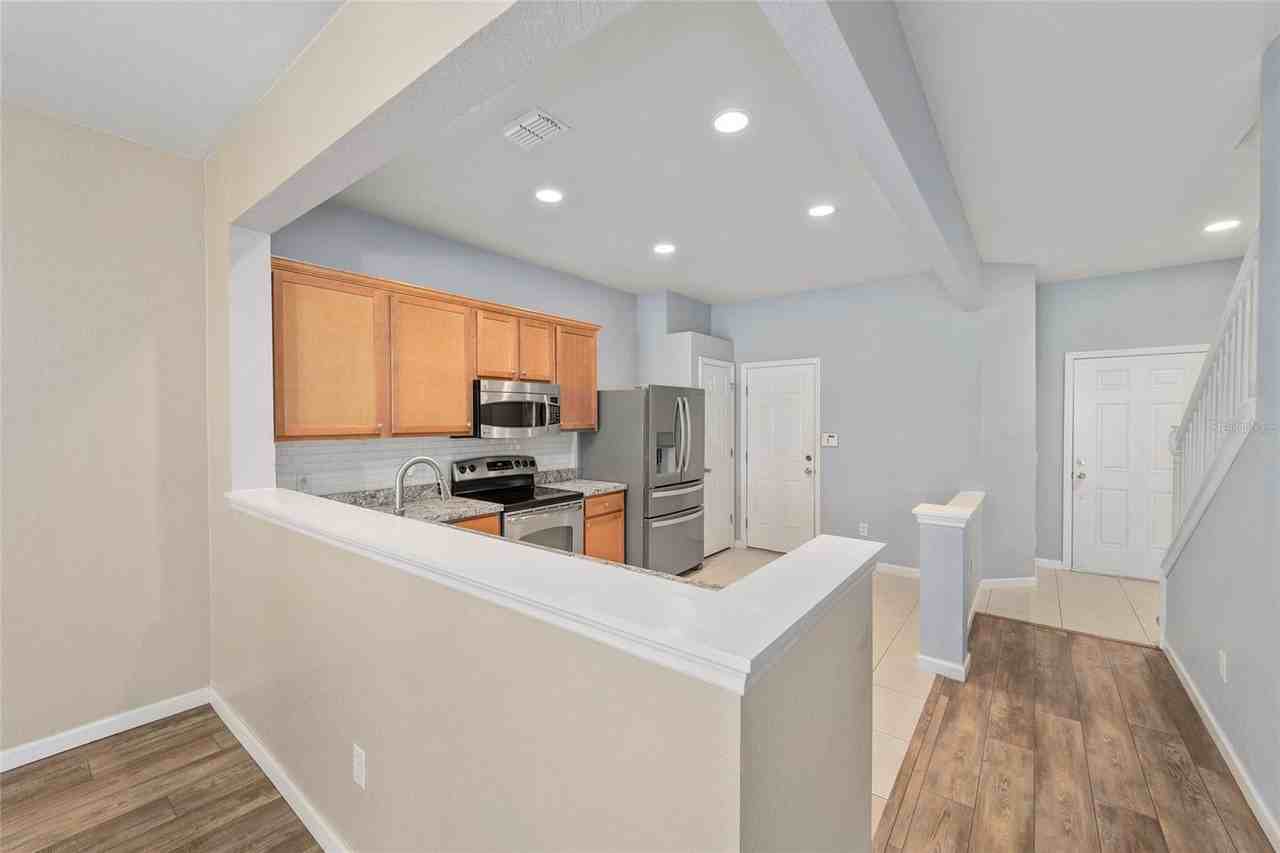 4415 Sw 52nd Cir #105 - Photo 4 of 15