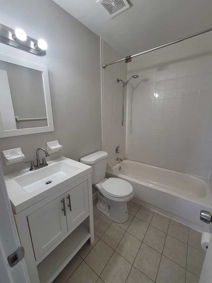 3221 Barlborough Way #1 - Photo 7 of 12