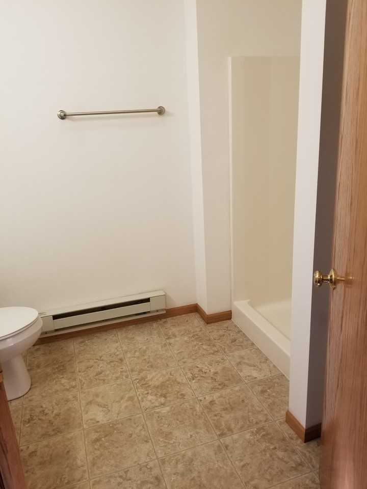 1520 W Pine St #209 - Photo 4 of 9