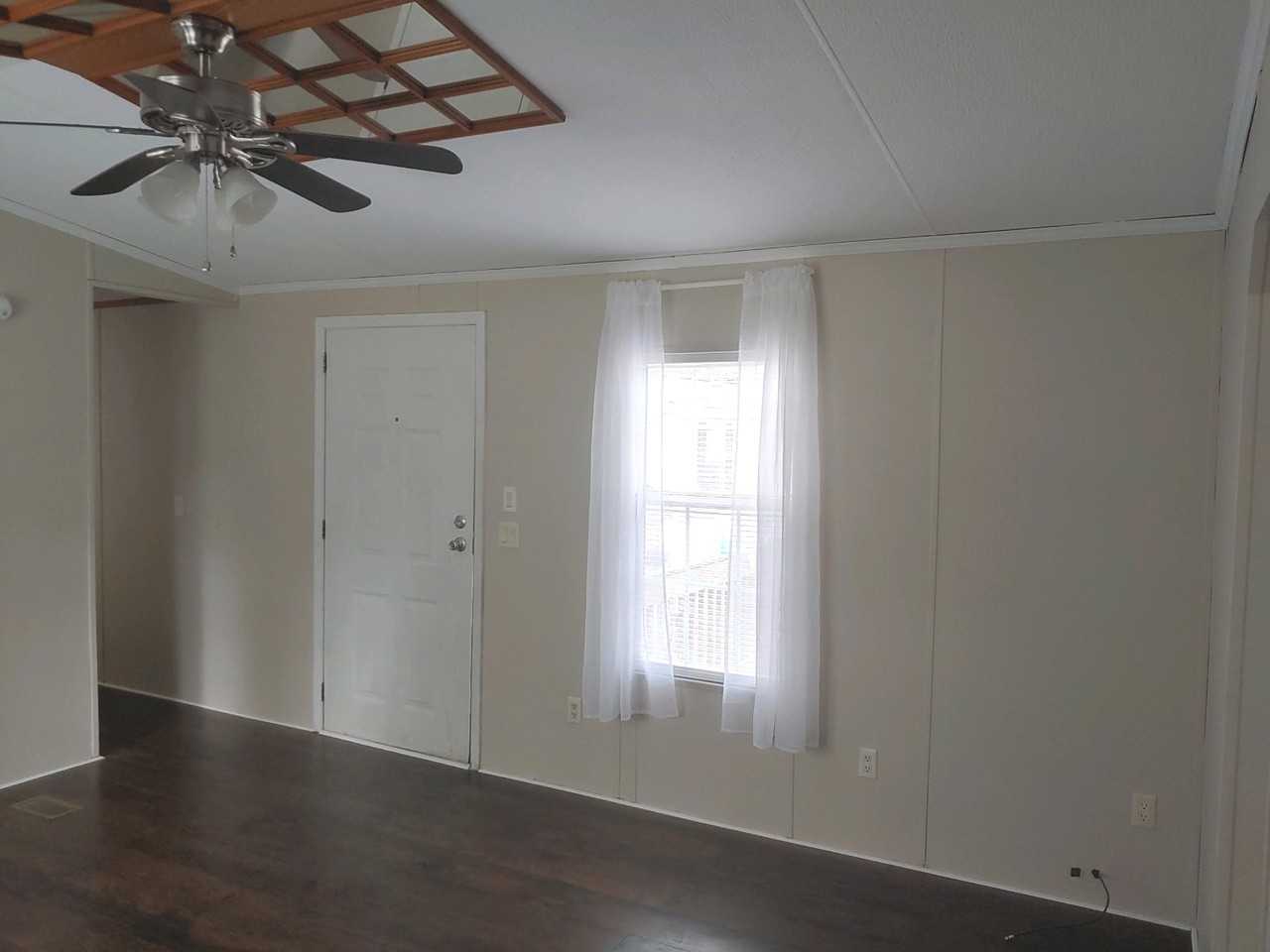 404 Loggerhead Ct #1 - Photo 6 of 12