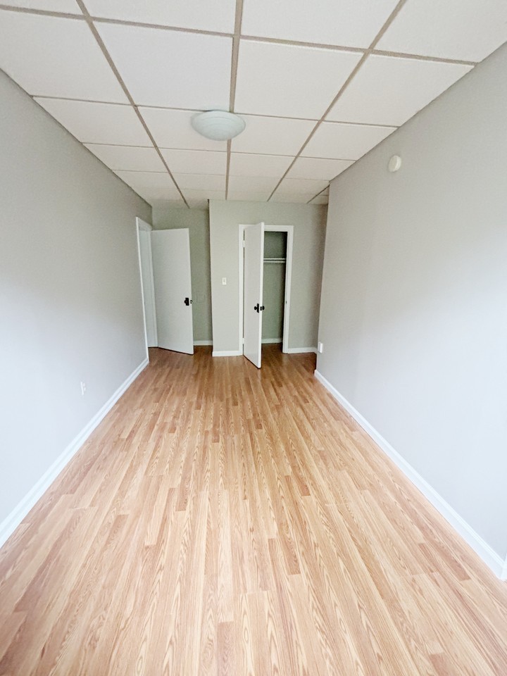 215 Mulberry St #02 - Photo 2 of 11