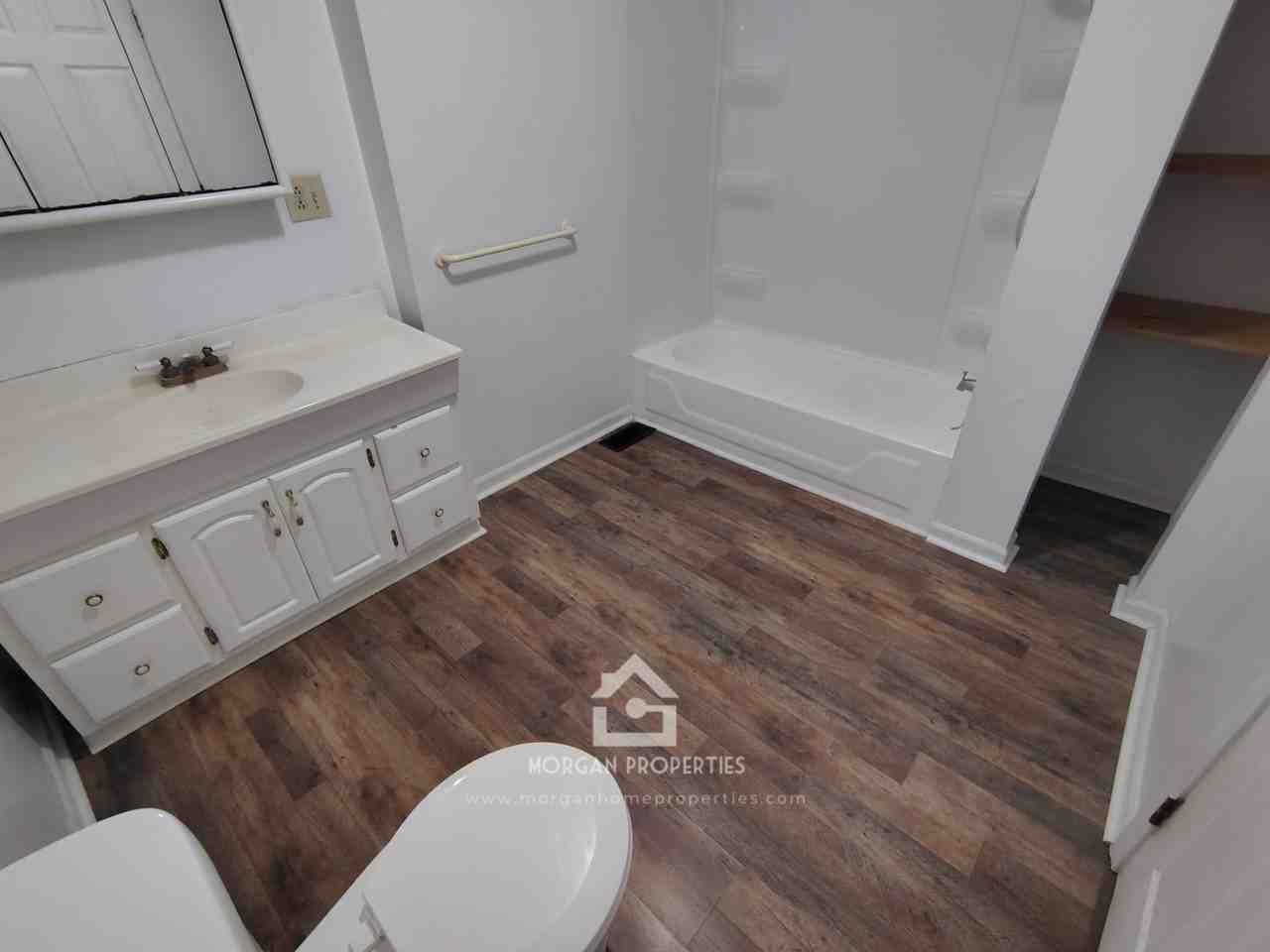 410 Andover Rd - Photo 4 of 6