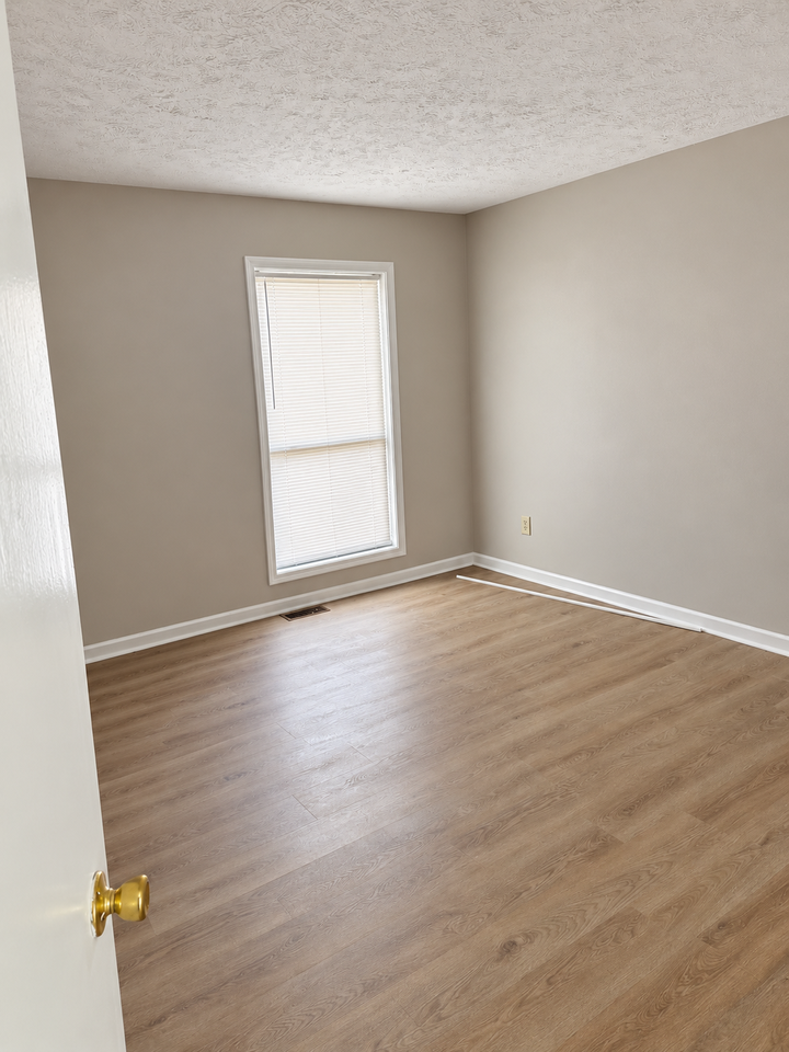 5868 Aftonshire Dr #68 - Photo 5 of 7