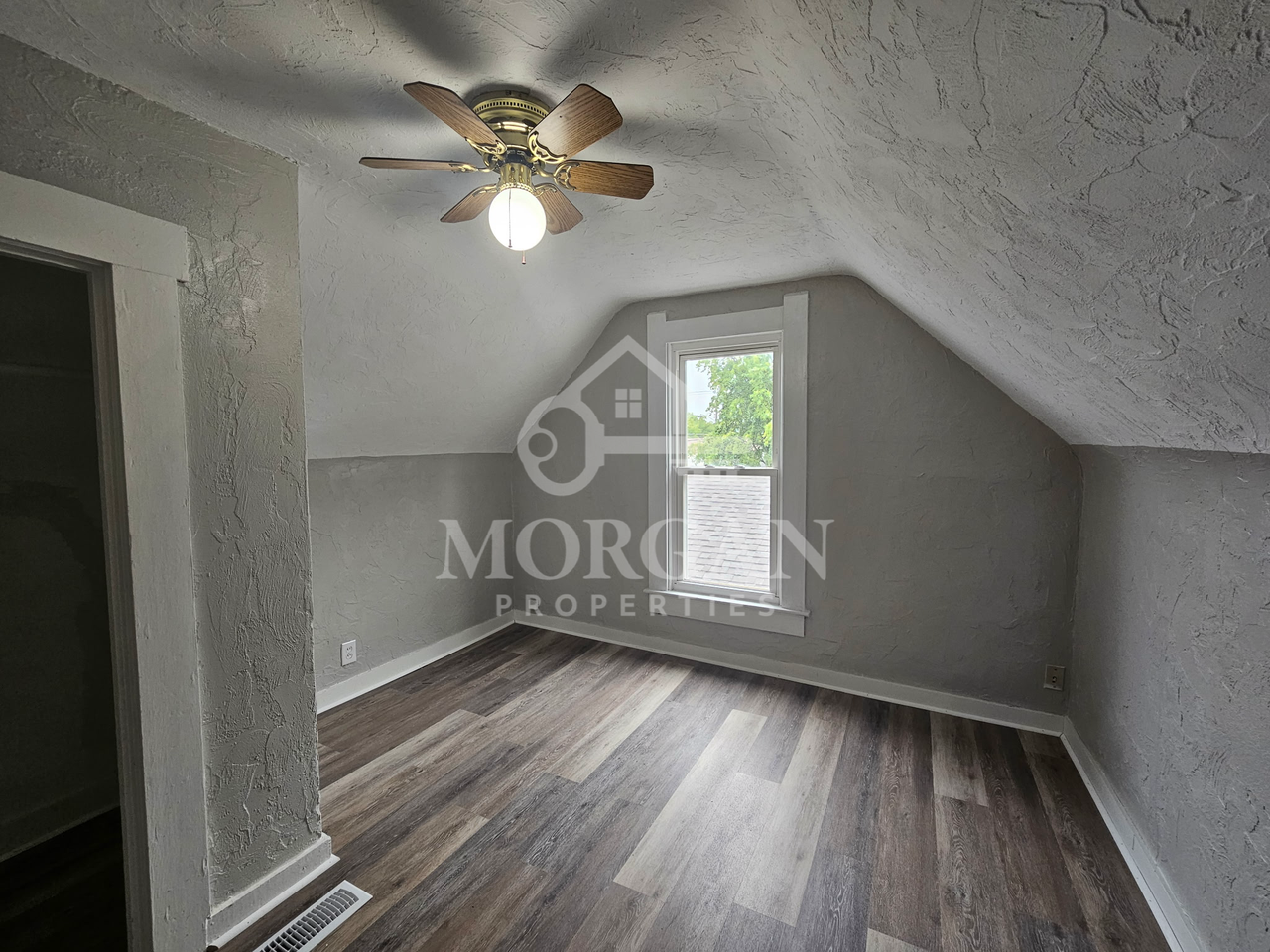 2921 Central Ave - Photo 6 of 10