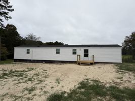 featured image of 464B Batchelor Rd #1