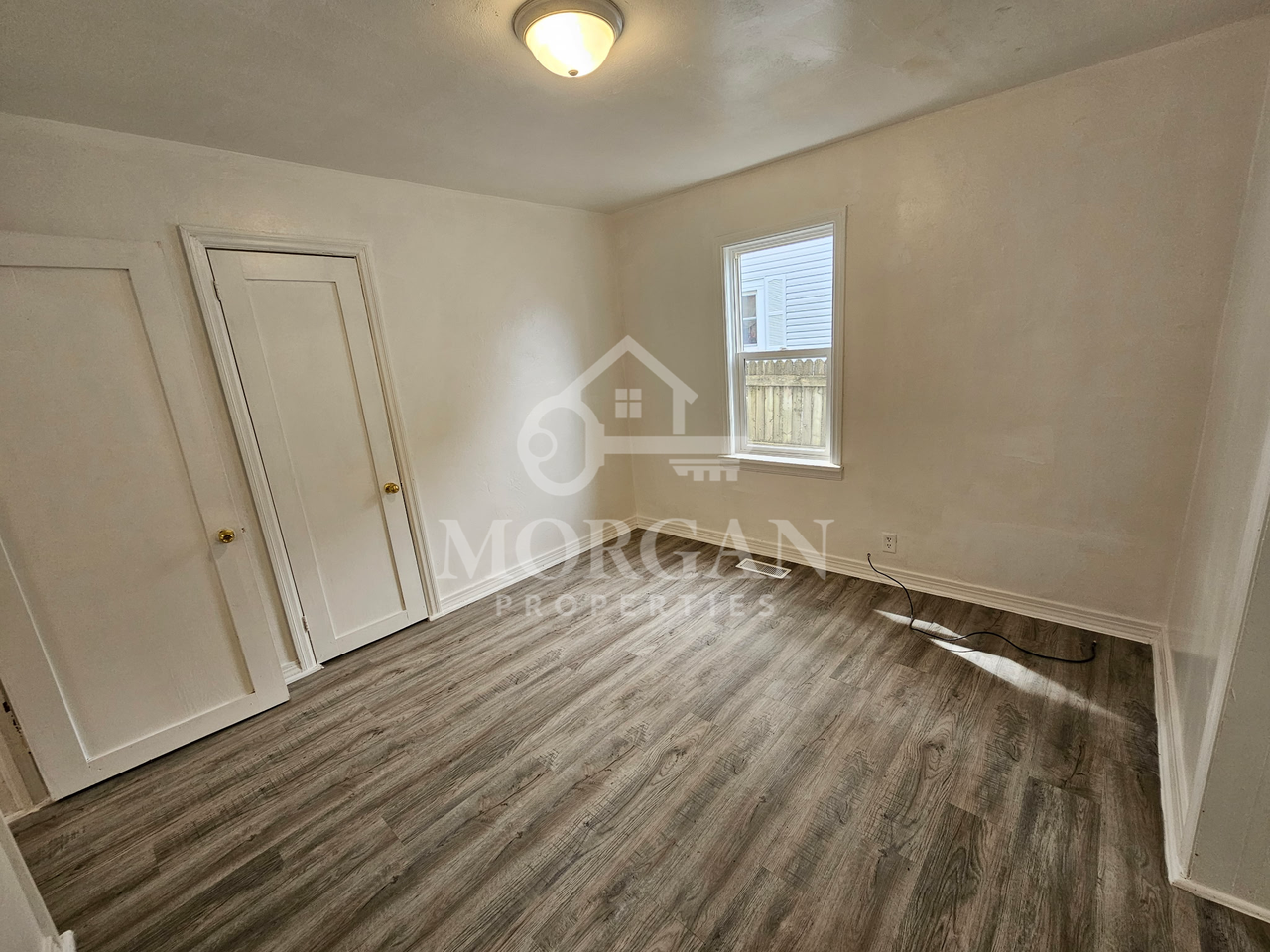 2604 E 4th St - Photo 6 of 7