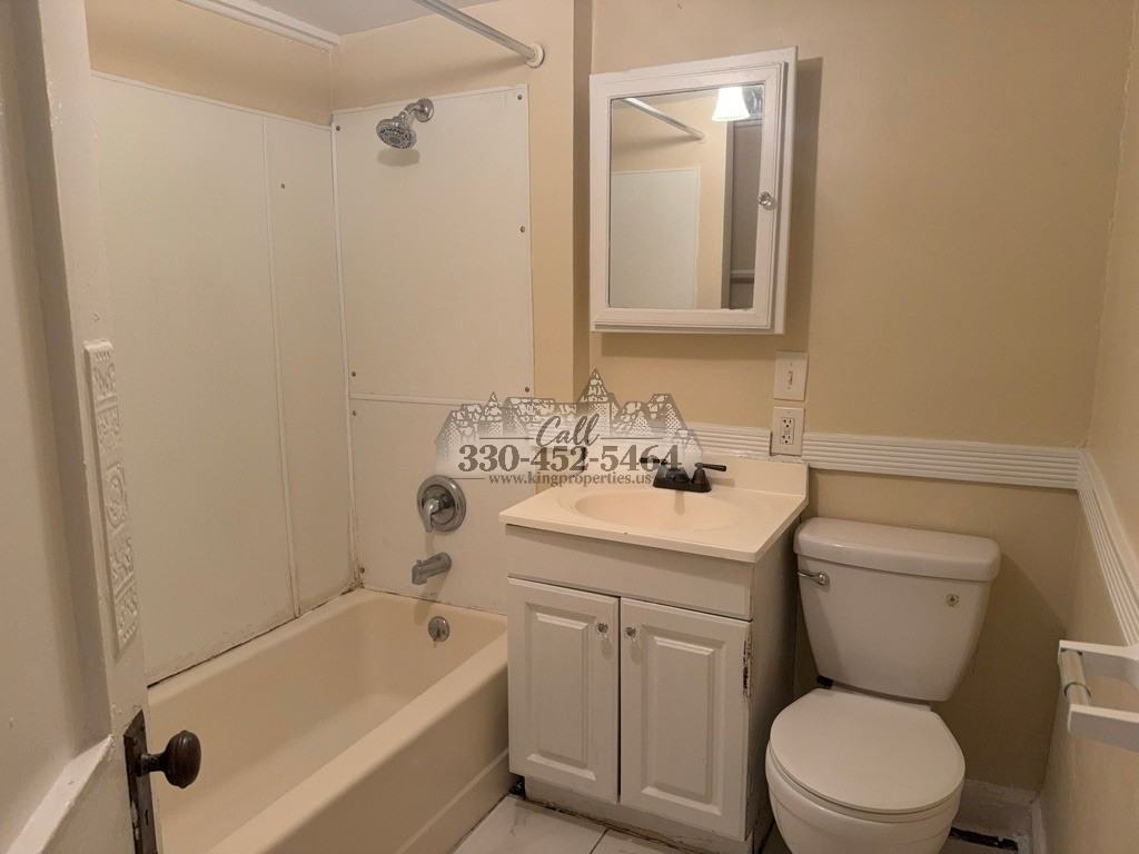 731 Camden Ave Sw #731 - Photo 6 of 10