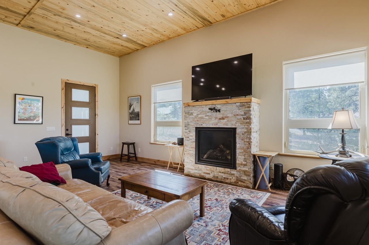 642 Twin Creek Cir #1 - Photo 6 of 41