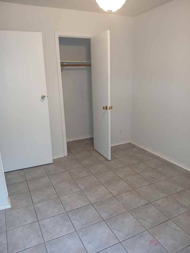 809 Audra Ln - Photo 7 of 25