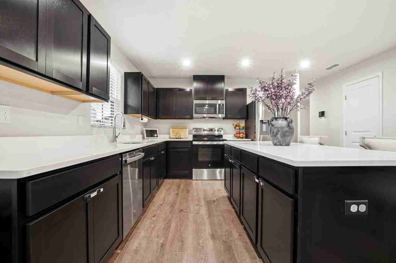 1147 Lisenbee Way #1 - Photo 6 of 49