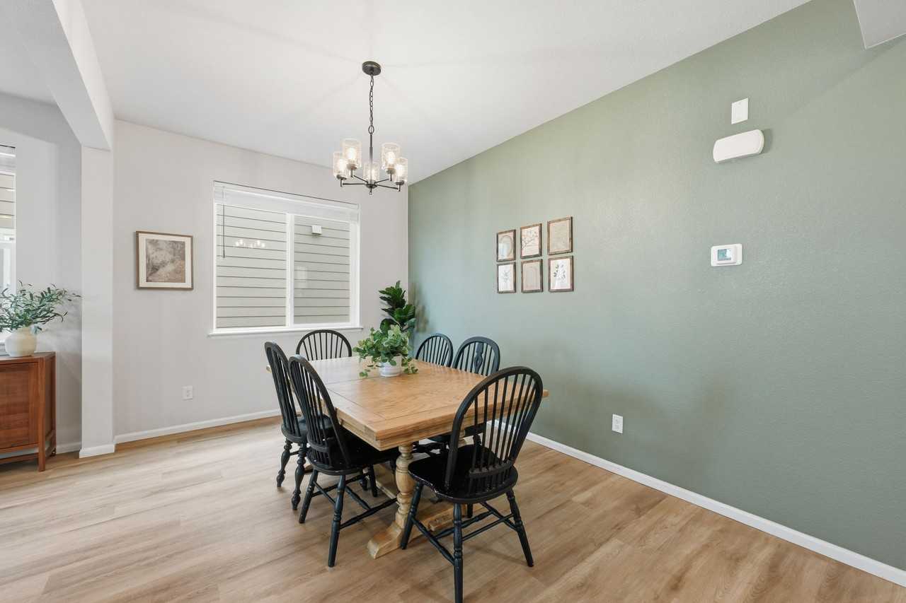 5765 Mammoth Ln #1 - Photo 7 of 34