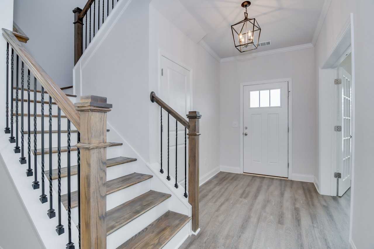 2546 Traverse Trl #1 - Photo 3 of 45
