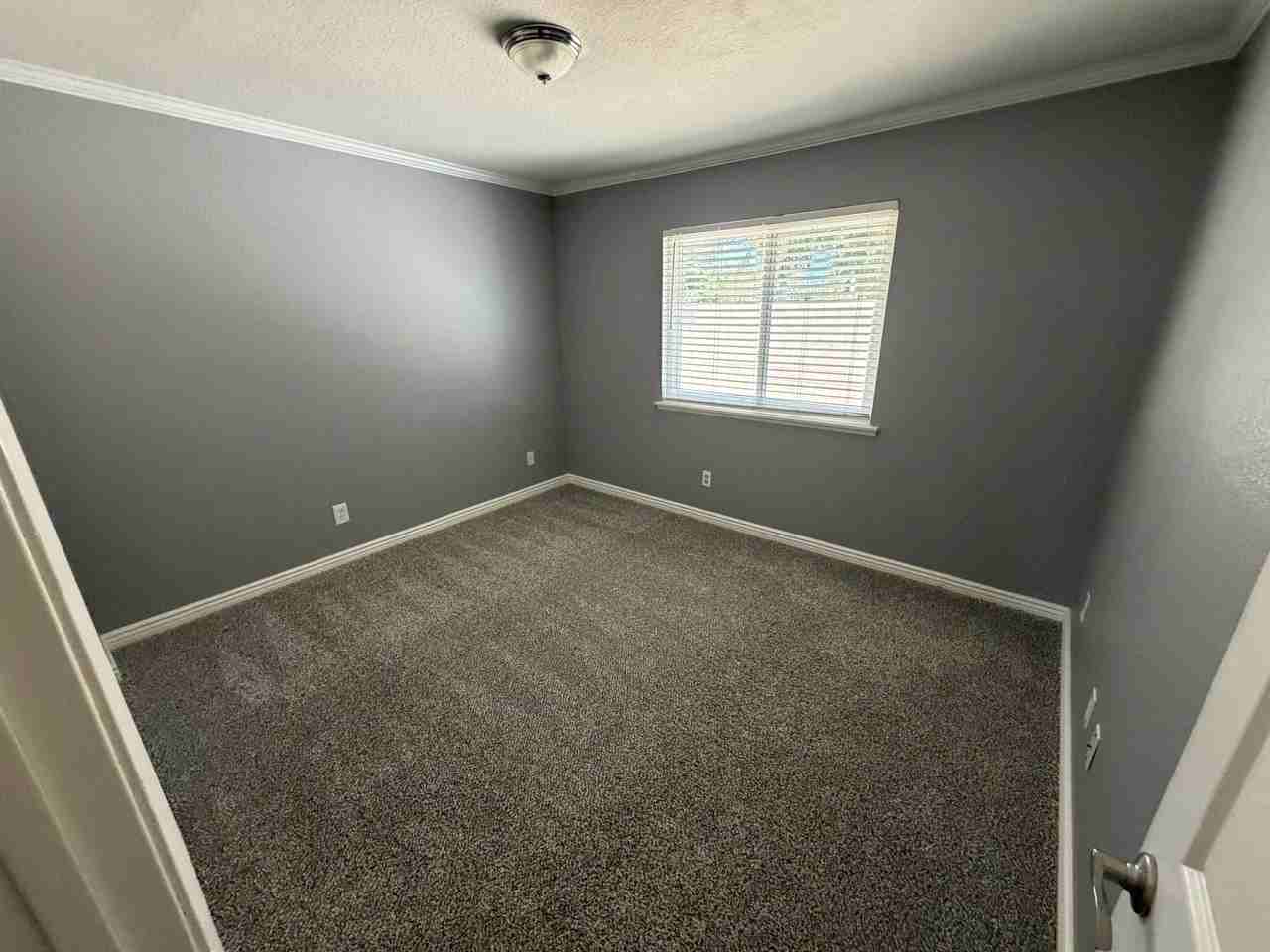5329 Appleton St #1 - Photo 6 of 8