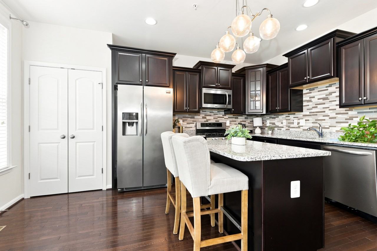 9810 Smithview Pl #1 - Photo 7 of 23