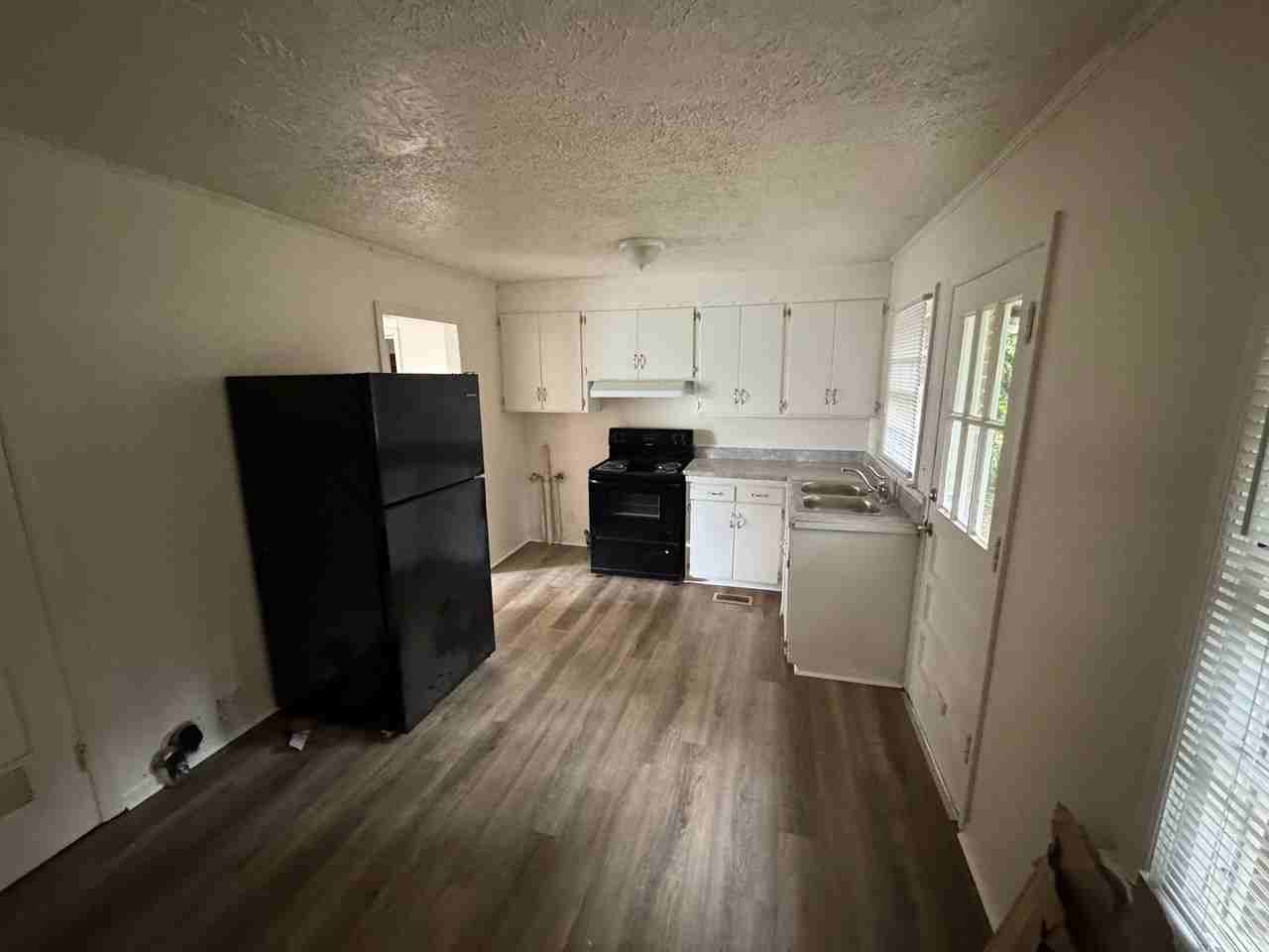 3082 Somerset Dr #1 - Photo 5 of 21
