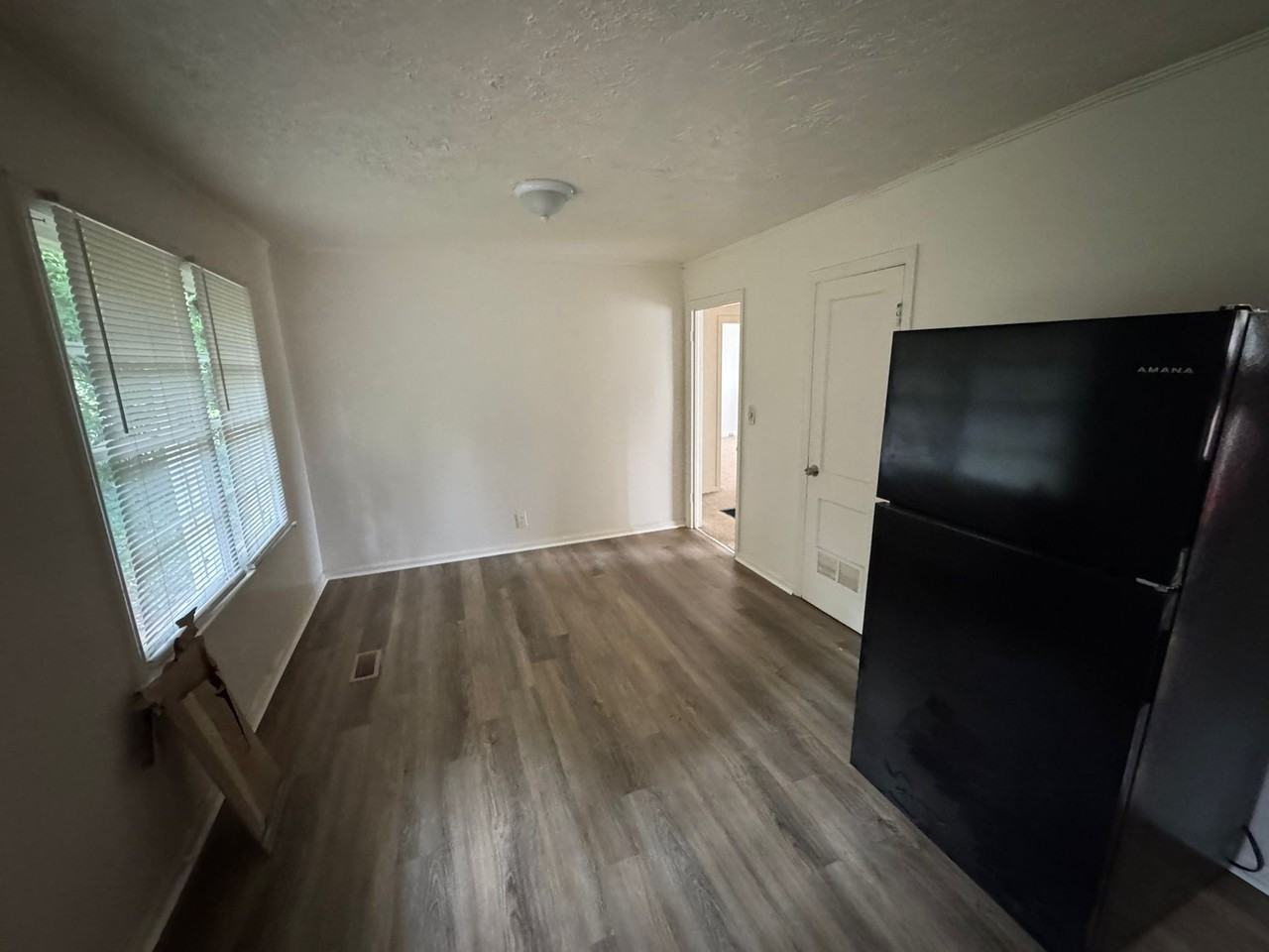 3082 Somerset Dr #1 - Photo 6 of 21
