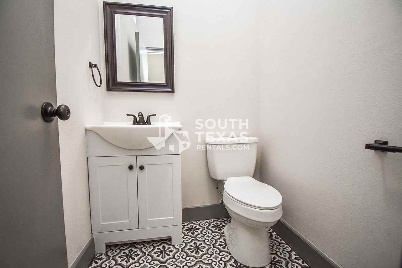 104 Kelly DrSte A #STEA - Photo 5 of 11