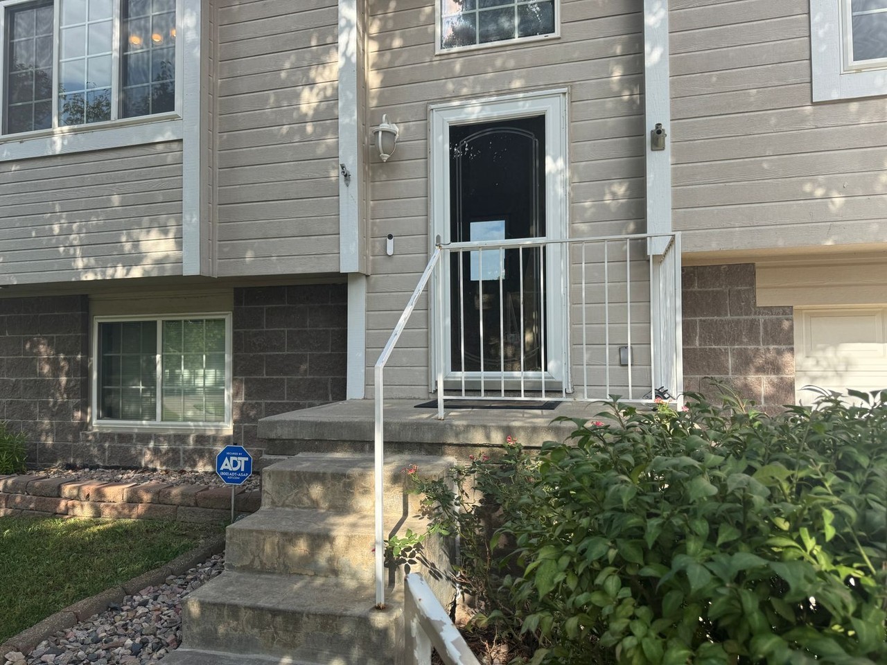 4303 N 169th St - Photo 3 of 38