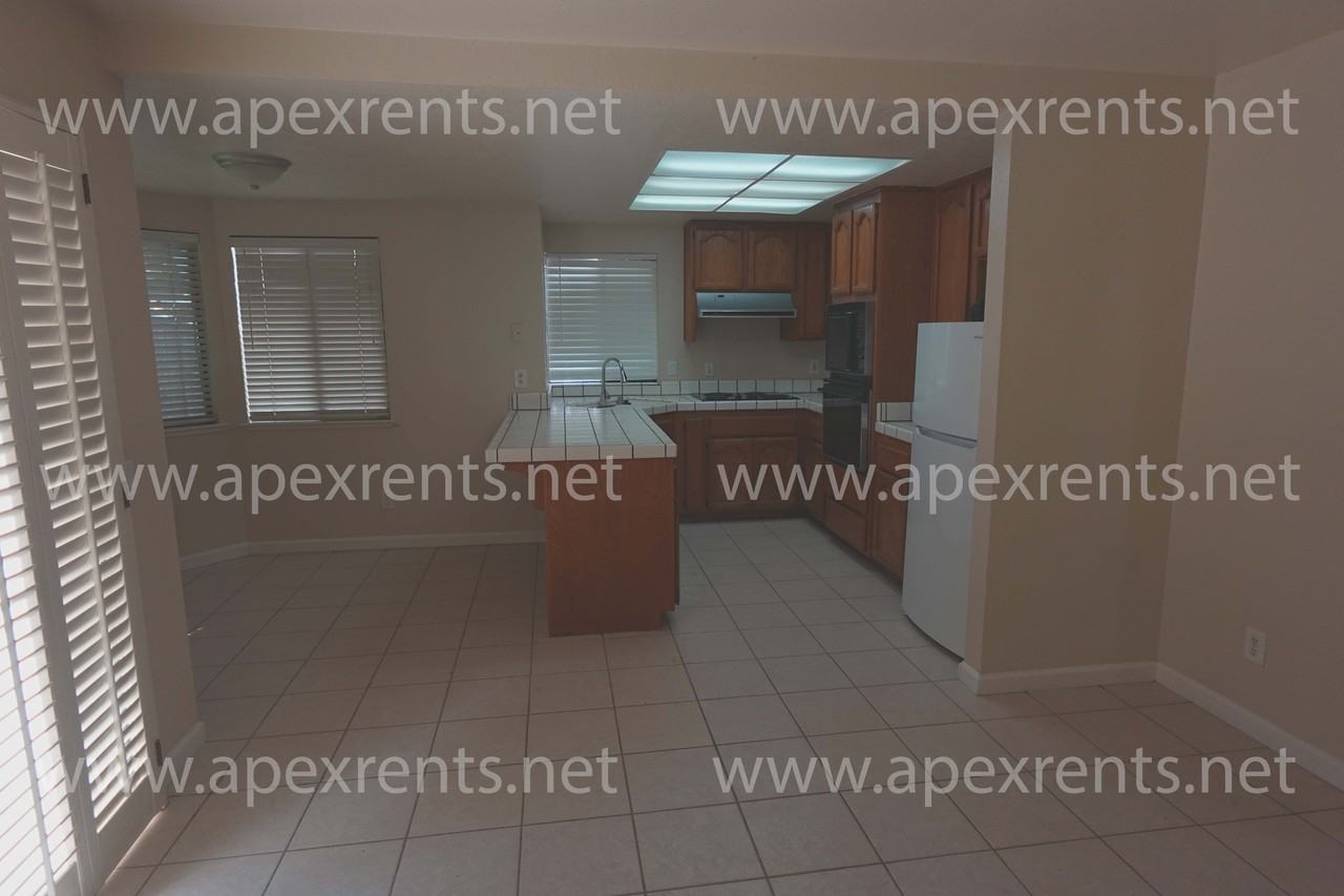 3021 Yarwood Way #1 - Photo 2 of 3
